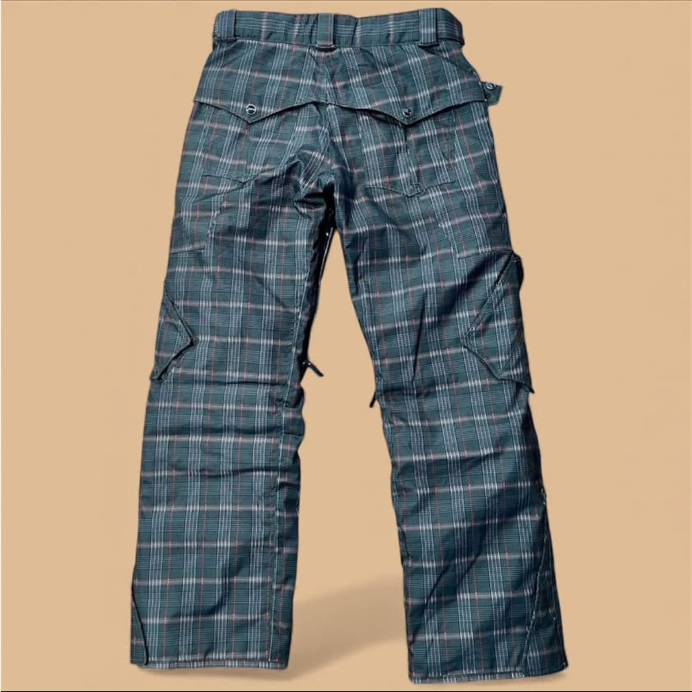 Women’s Medium Plaid Cargo Snowpants - Green